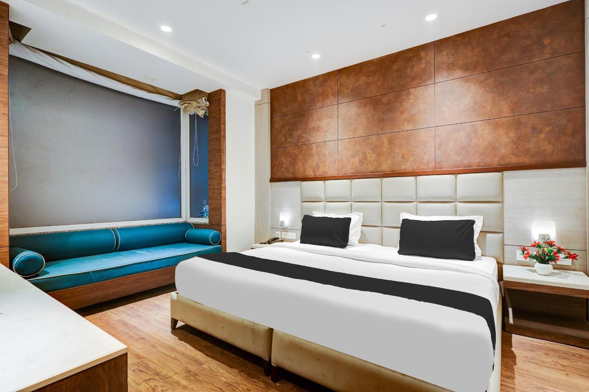 Hotel Ivy Plaza Near Igi Airport New Delhi Eksteriør billede