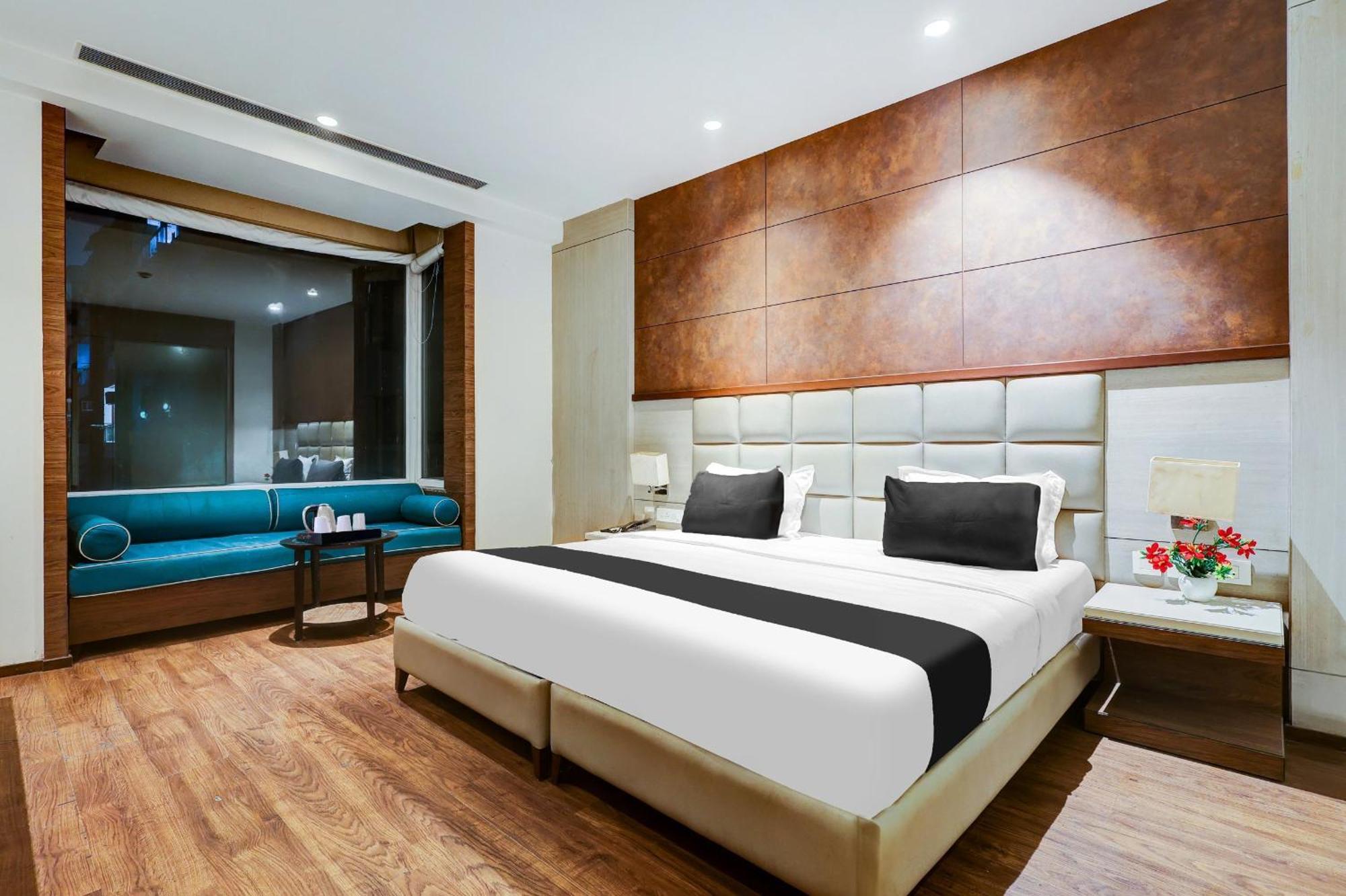 Hotel Ivy Plaza Near Igi Airport New Delhi Eksteriør billede